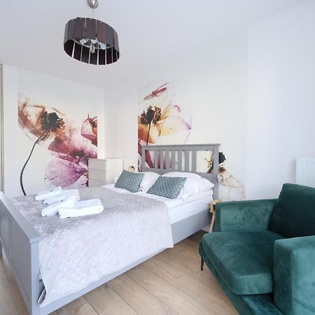 Apartamentyprzymorzu Baltycki Z Miejscem Postojowym I Ogrodkiem Kolobrzeg Dış mekan fotoğraf