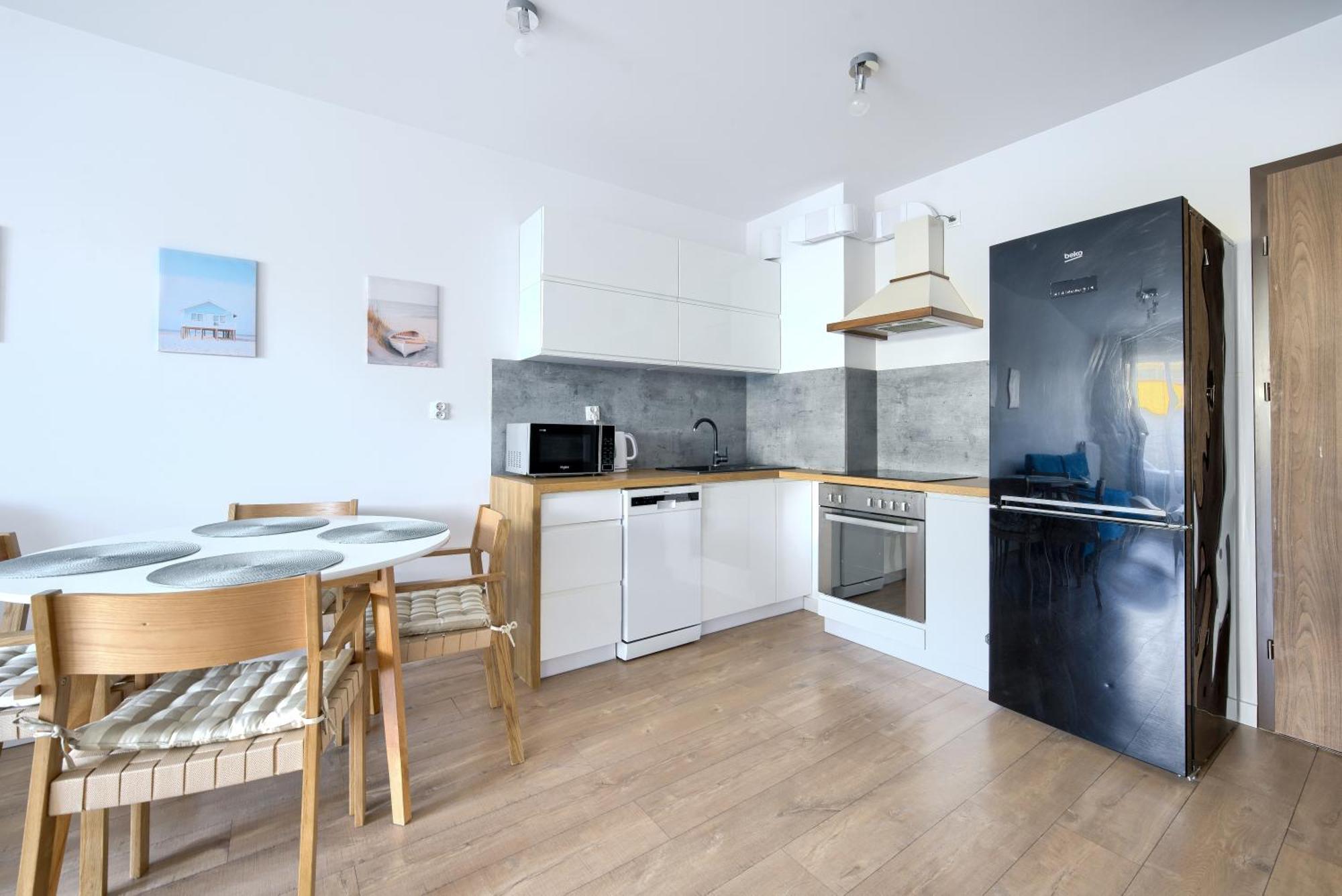 Apartamentyprzymorzu Baltycki Z Miejscem Postojowym I Ogrodkiem Kolobrzeg Dış mekan fotoğraf